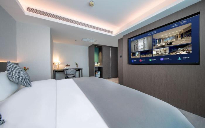 AI Stay Future Hotel  - Xi'an North Station Fengcheng 5th Road Subway Station