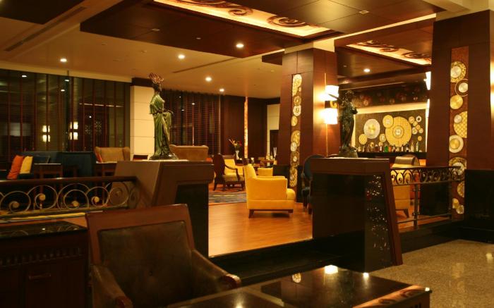Grand Pacific Sovereign Resort & Spa