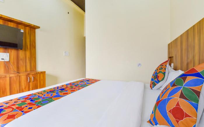 OnlyStay RK Residency Near Prem Mandir