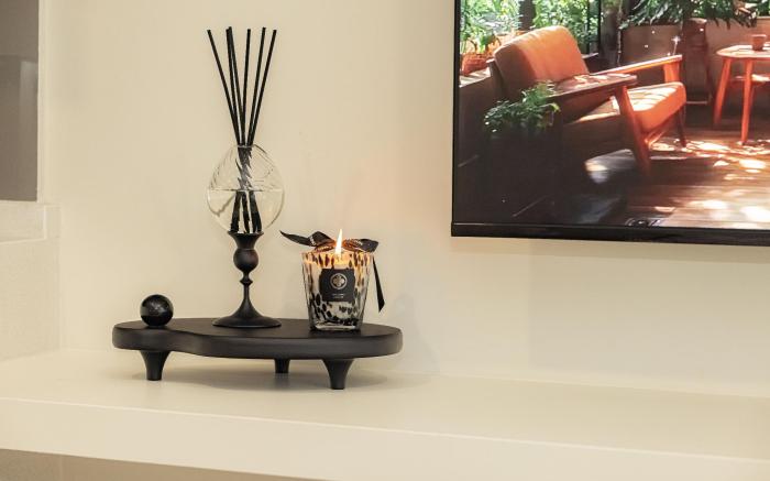 Amber Dusk: The Warmth of Earthly Elegance