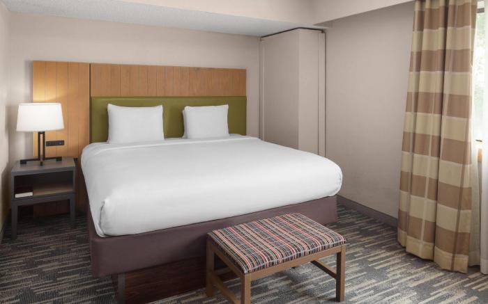 Wingate by Wyndham Lincoln Airport East I-80 