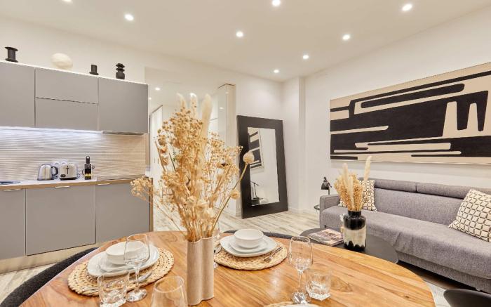 Superb Apartment Invalides St Germain des Près