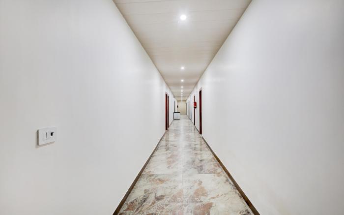 Super Townhouse Sarai Metro Station Formerly Palla