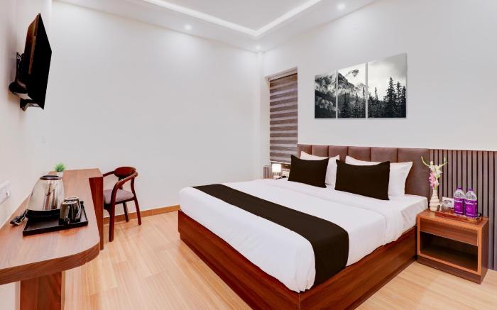 Super Townhouse Oak FRI Dehradun Formerly Hotel EL Portrait
