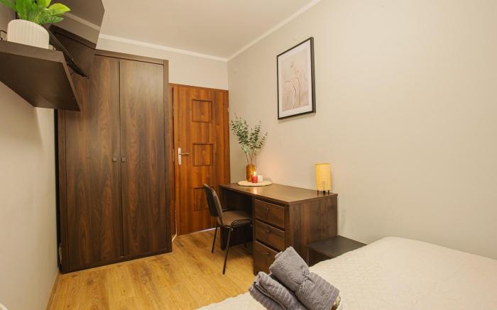 RZ 001 Pułaskiego 5/77 ROOM