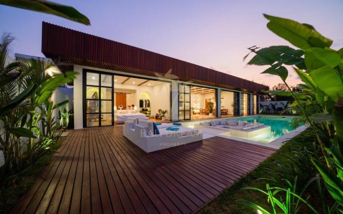 Luxury Villa Palm Sugar 2, 3BR & Big Pool & BBQ