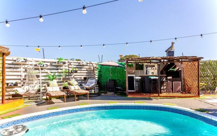 Luxury Caline VIP Mews