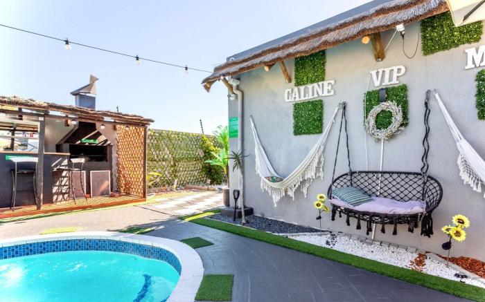 Luxury Caline VIP Mews