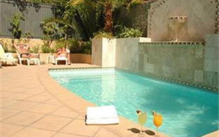 Park Plaza Bonaparte Boutique