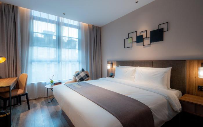 Home Inn Plus Xuzhou Daxue Road Yihe Plaza