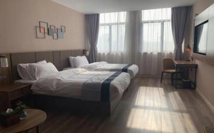 Home Inn Plus Xuancheng Langxi Langchuan Avenue Guomao Plaza