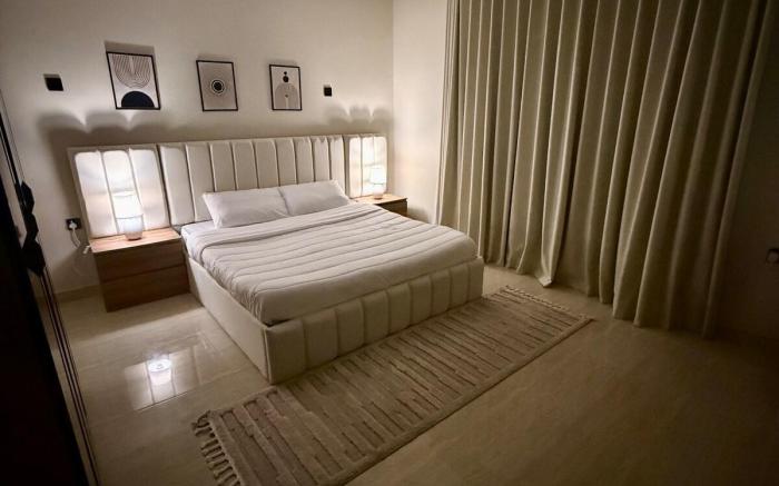 جناح بغرفتين نوم وصالة