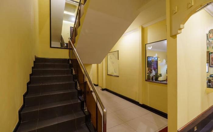 RedDoorz Plus near Ancol