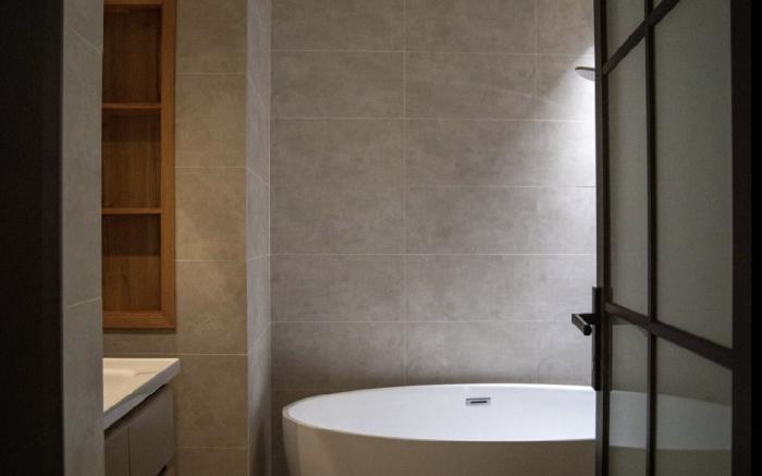 Serviced Apartment chill 2Br, New, Center