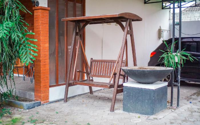 Omah Tentrem Syariah Guest House