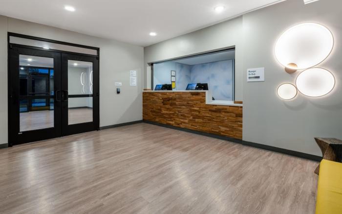 ECHO Suites Extended Stay by Wyndham Reno