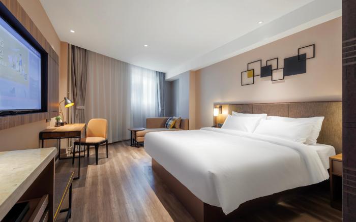 Home Inn Plus Laiyang Jingqi Road Municipal Government