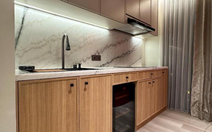 MODERN 2BR AT LAVAYA OAKWOOD APARTMENT, Nusa Dua