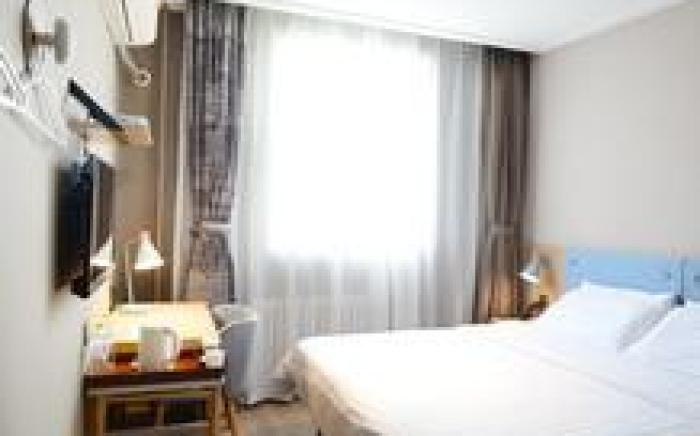 Home Inn Neo Penglai Pavilion Scenic Area Seaside Bathing Beach