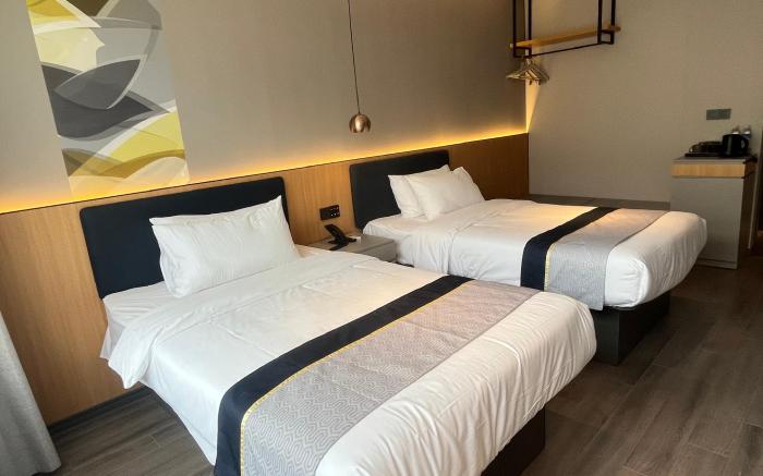 Home Inn Neo Liyang High-speed Railway Station Wanda Plaza