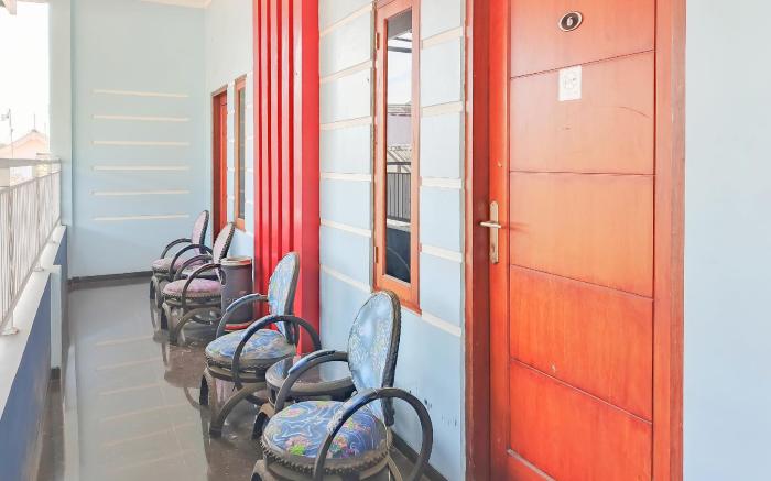 Joglo Guest House Syariah Mitra RedDoorz