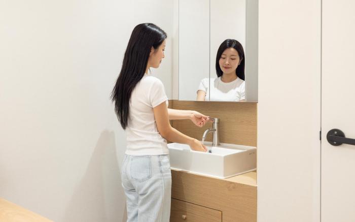 From H US Hotel with Aank Seoul Gangseo Hwagok Branch
