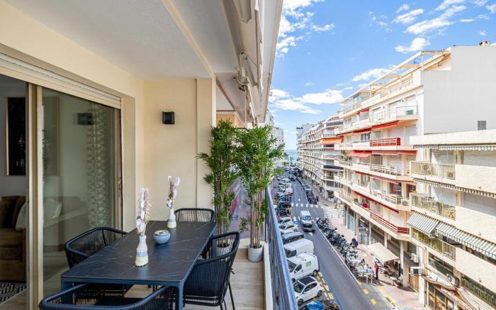 Harmonie with private terrace - near Croisette