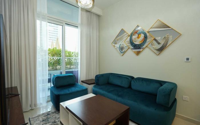 Vera Tower - 2 Bedroom with Burj Khalifa view