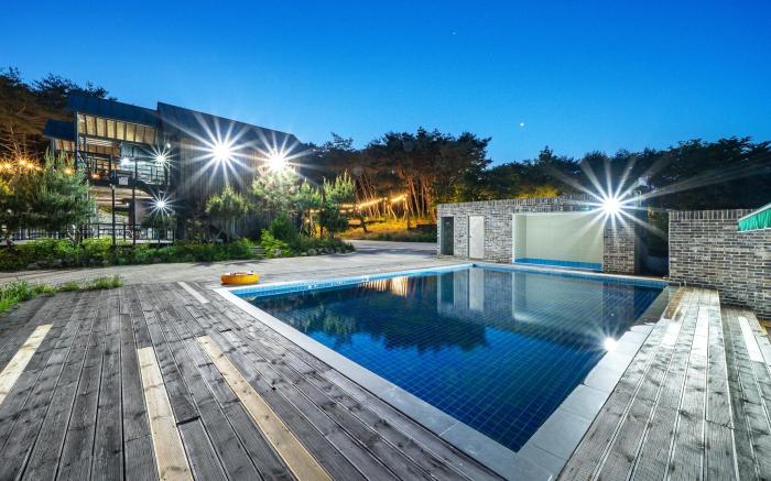 Gyeongju Byeolgwadaliyagi Dog-friendly pension