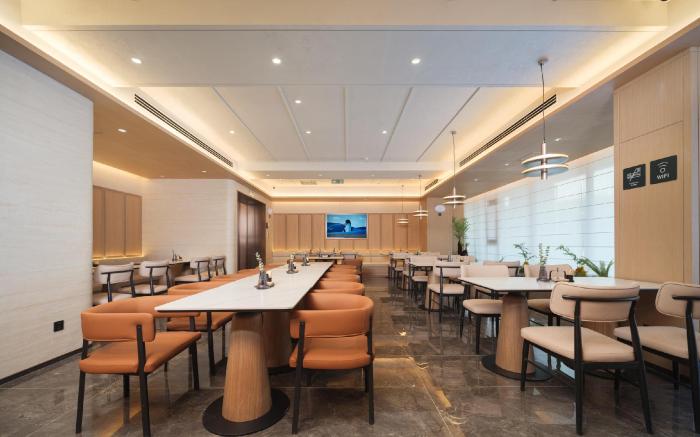 Atour Hotel Harbin Medical University No.1 Hospital Gongcheng University Metro Station