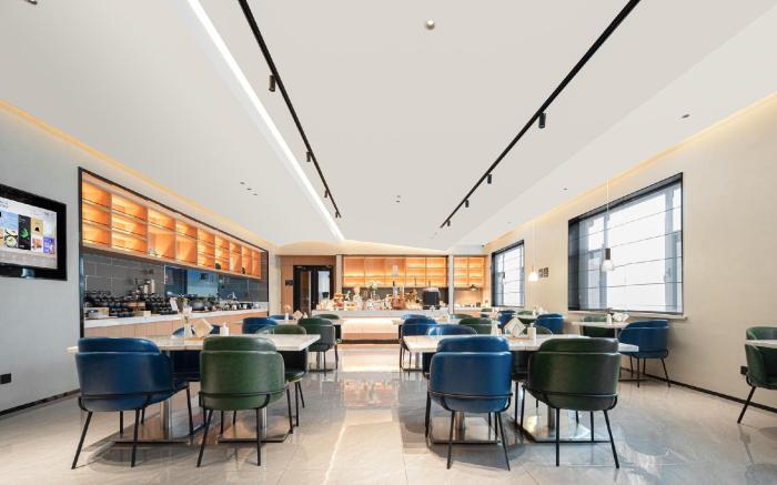 Atour Hotel Xining Xinghai Road Central Plaza