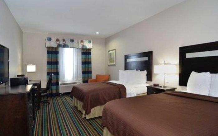 Quality Inn & Suites Kenedy - Karnes City