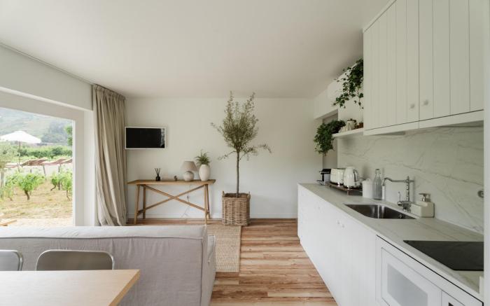 IMAGO Houses 2 - by MET