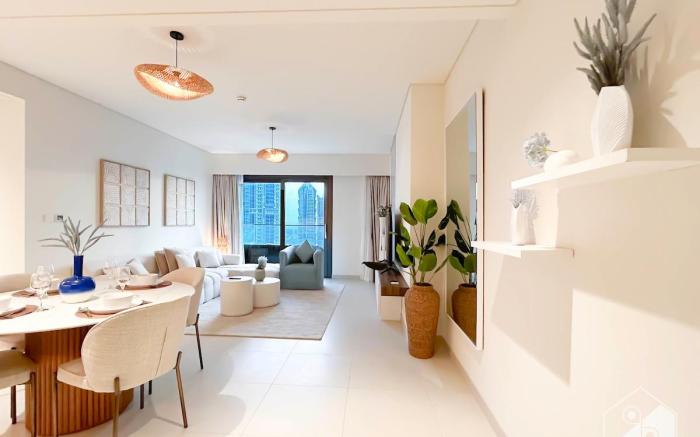 Luxury at Burj Crown Downtown with Stunning Views