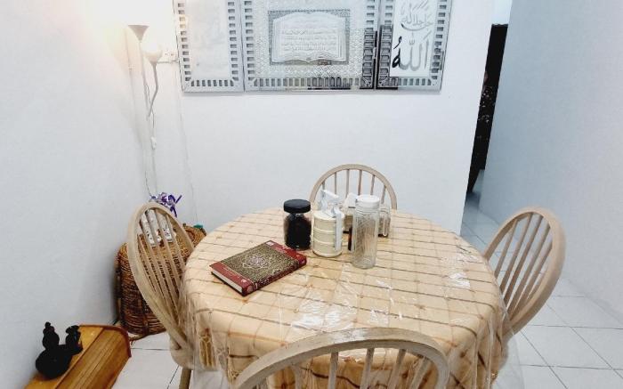 HOMESTAY TAMAN SEGAR (Muslim Only)