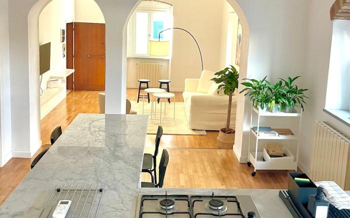 Susanna's Lovely New Apartment