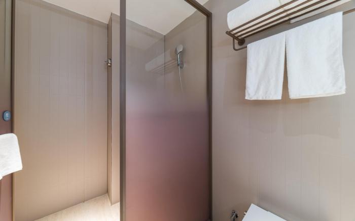 Hanting Hotel Guangzhou Huangpu Science City Luogang Metro Station