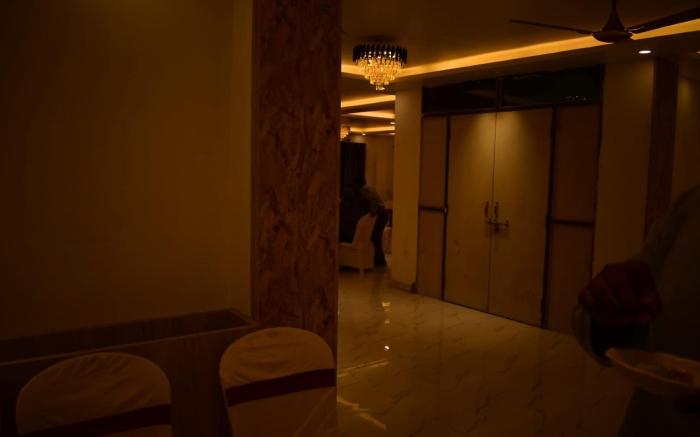Sagar Luminoire Hotel