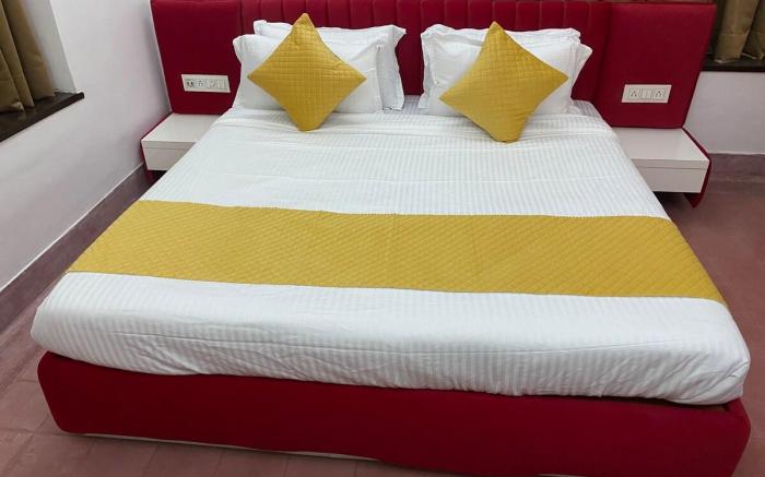 Handpicked Aashiyana-Ruby, A Luxurious Bungalow