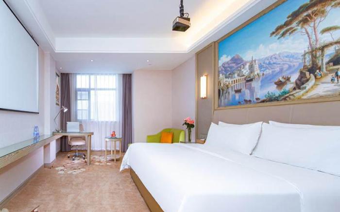 Vienna Hotel Suizhou Baiyun Lake Yushan Villa