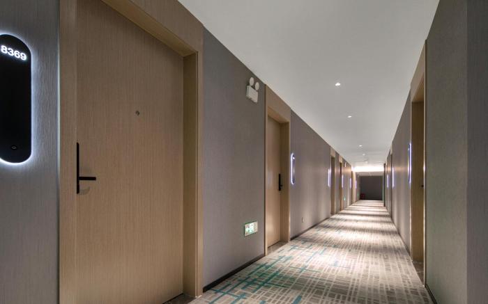 Country Inn & Suites by Radisson Wuhan Jianghan Road Pedestrian Street Jiqing Street