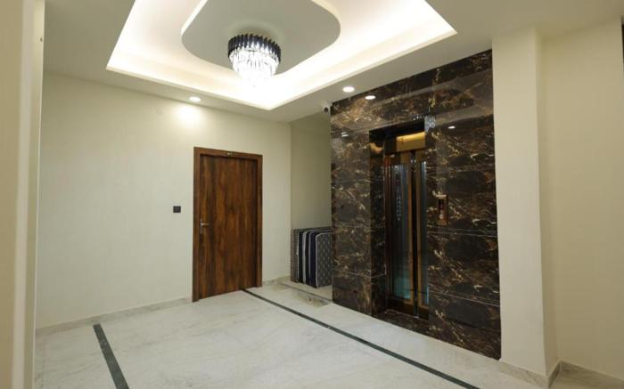 Shree Radha Heritage House