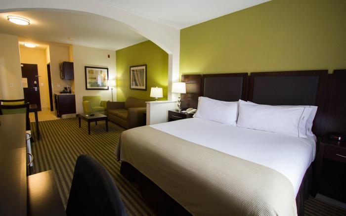 Holiday Inn Express Hotel & Suites Nacogdoches By IHG