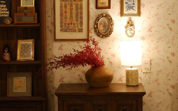 The Rustic Home - Room 2