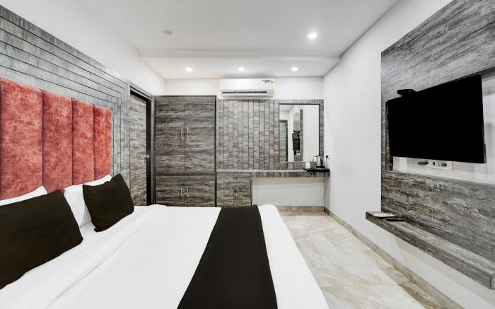 Hotel O THOR The Party World