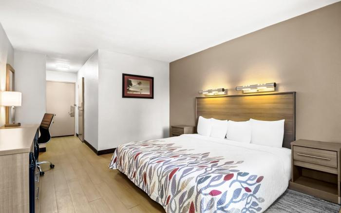 Red Roof Inn Myrtle Beach Hotel - Market Common