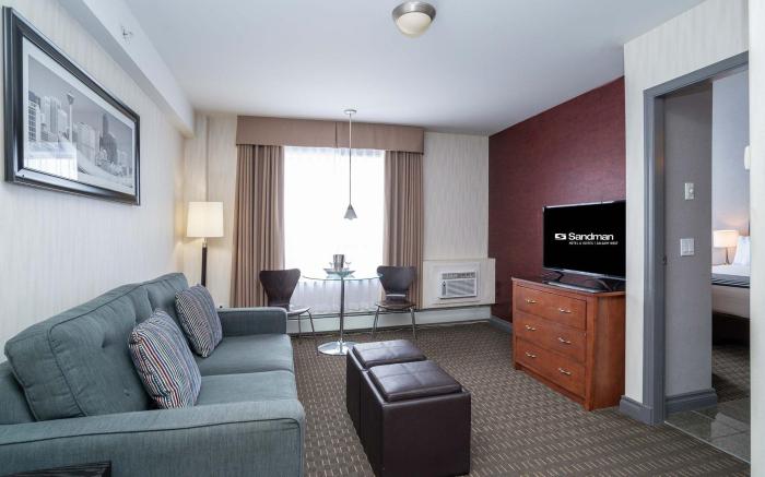Sandman Hotel & Suites Calgary West