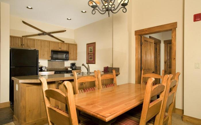Mountain Thunder Lodge
