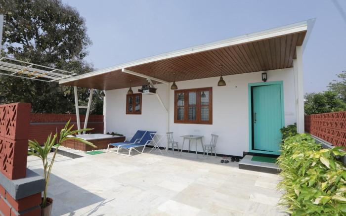 Greenview 2 BHK Getaway | Mint