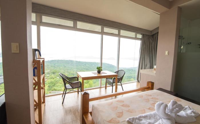 Casa Alegria Bed and Breakfast Tagaytay